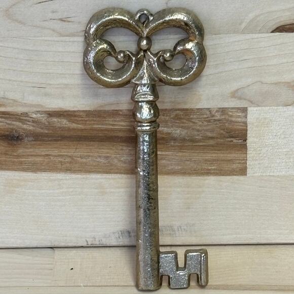 Antique Syle Brass Skeleton Key 5” - Picture 1 of 8